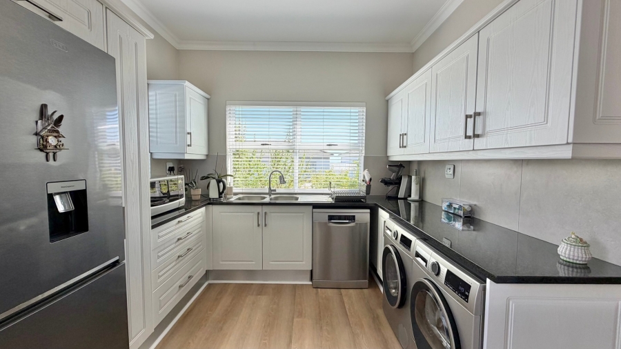 3 Bedroom Property for Sale in Dennegeur Western Cape